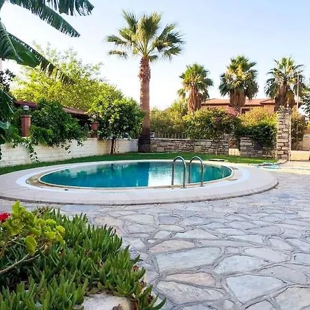 Tas Center ,detached Garden & Pool فيلة داليان